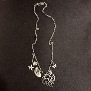 NWOT Heart Star Charm Dangle Chain Gold Necklace